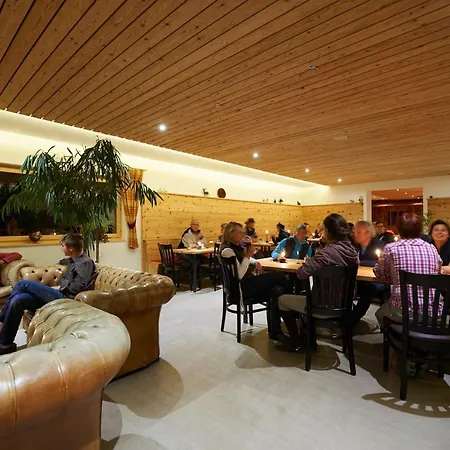 Reitstall Und Saloon San Jon 酒店 施库尔