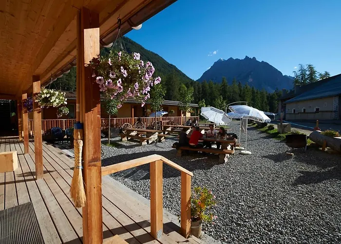 Hotel Reitstall Und Saloon San Jon Scuol