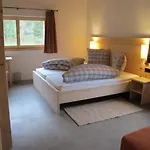 Reitstall Und Saloon San Jon 2*