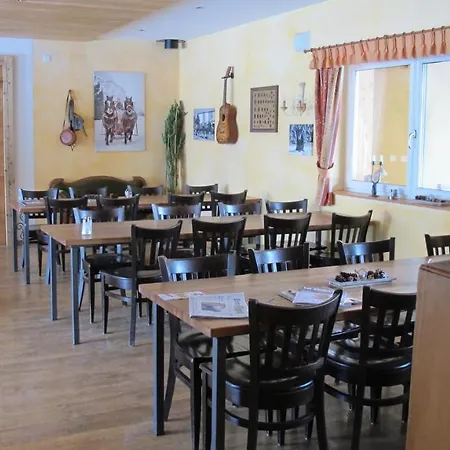 Hotel Reitstall Und Saloon San Jon 2*